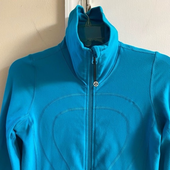 Lululemon asana Blue Zip-Up Jacket Sz 2 - Picture 4 of 8